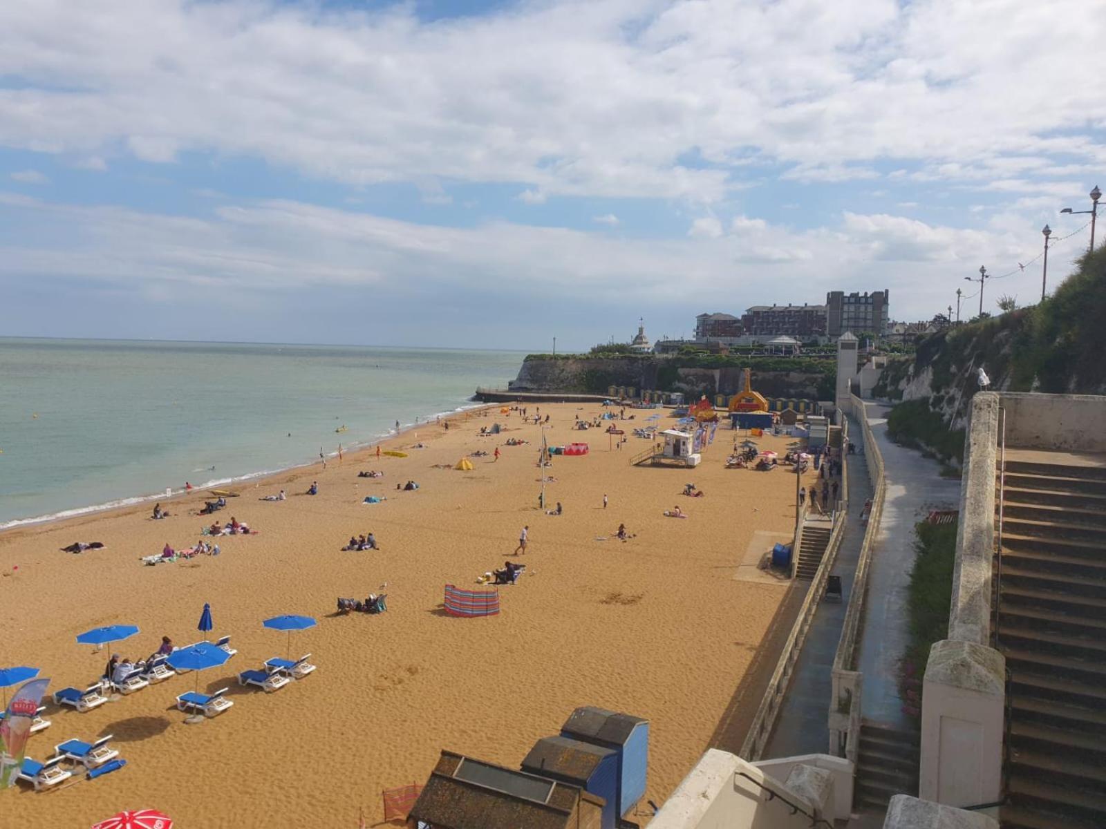 فيلا برودستيرزفي Family Seaside Escape المظهر الخارجي الصورة